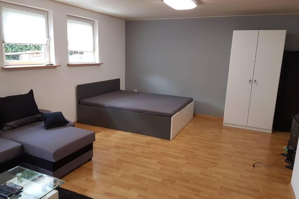 Schoene Wohnung In Karben - Rendel, Mit Freisitz Екстериор снимка
