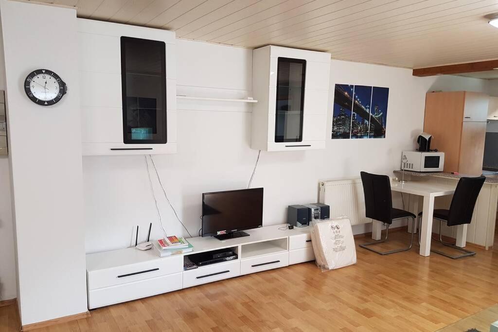 Schoene Wohnung In Karben - Rendel, Mit Freisitz Екстериор снимка